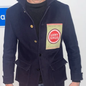 Limitato rock - LIMITATO rock Storlek: M Skick: 8/10 Fler bilder, info i pm 