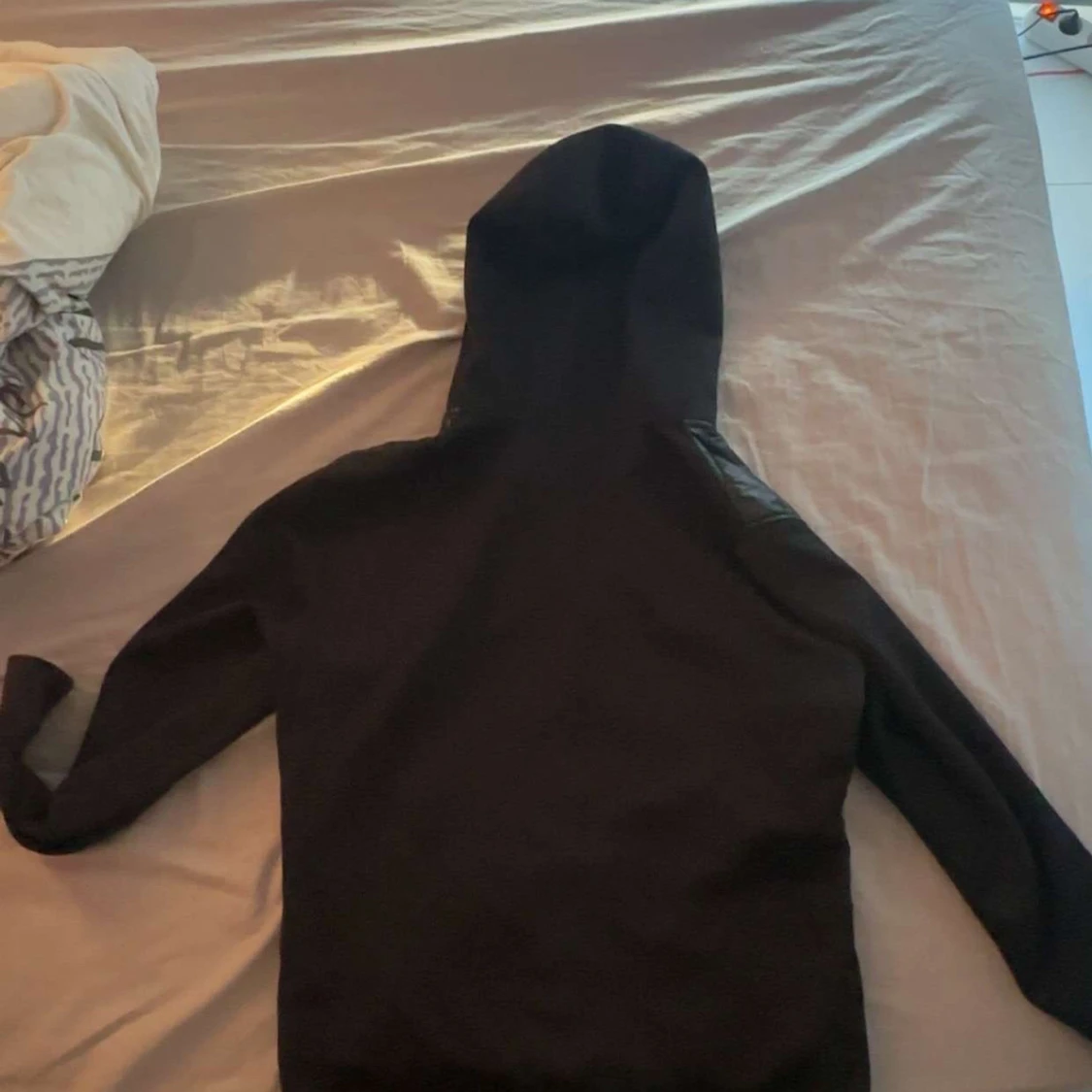 Svart jacka från Peak Performance - 90