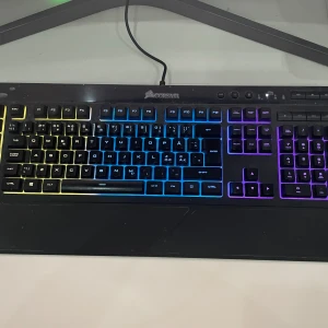 Corsair Keyboard - Säljer min tangentbord då jag köpt en ny och denna kommer inte användas nån mer. Använt i gott skick.