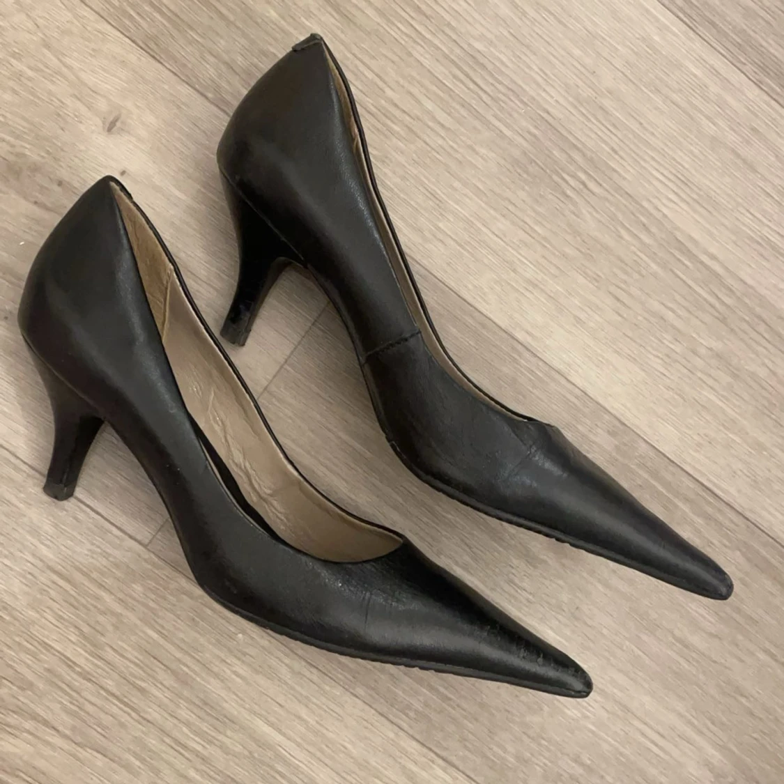 Svarta pumps från Via Uno - 90