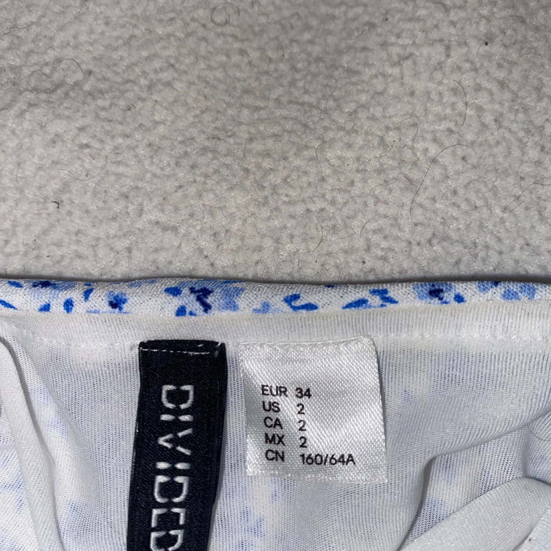 Blommig kjol från Divided - 91