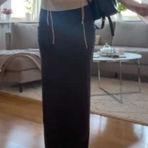 soft touch kjol - storlek M, använd 1 gång