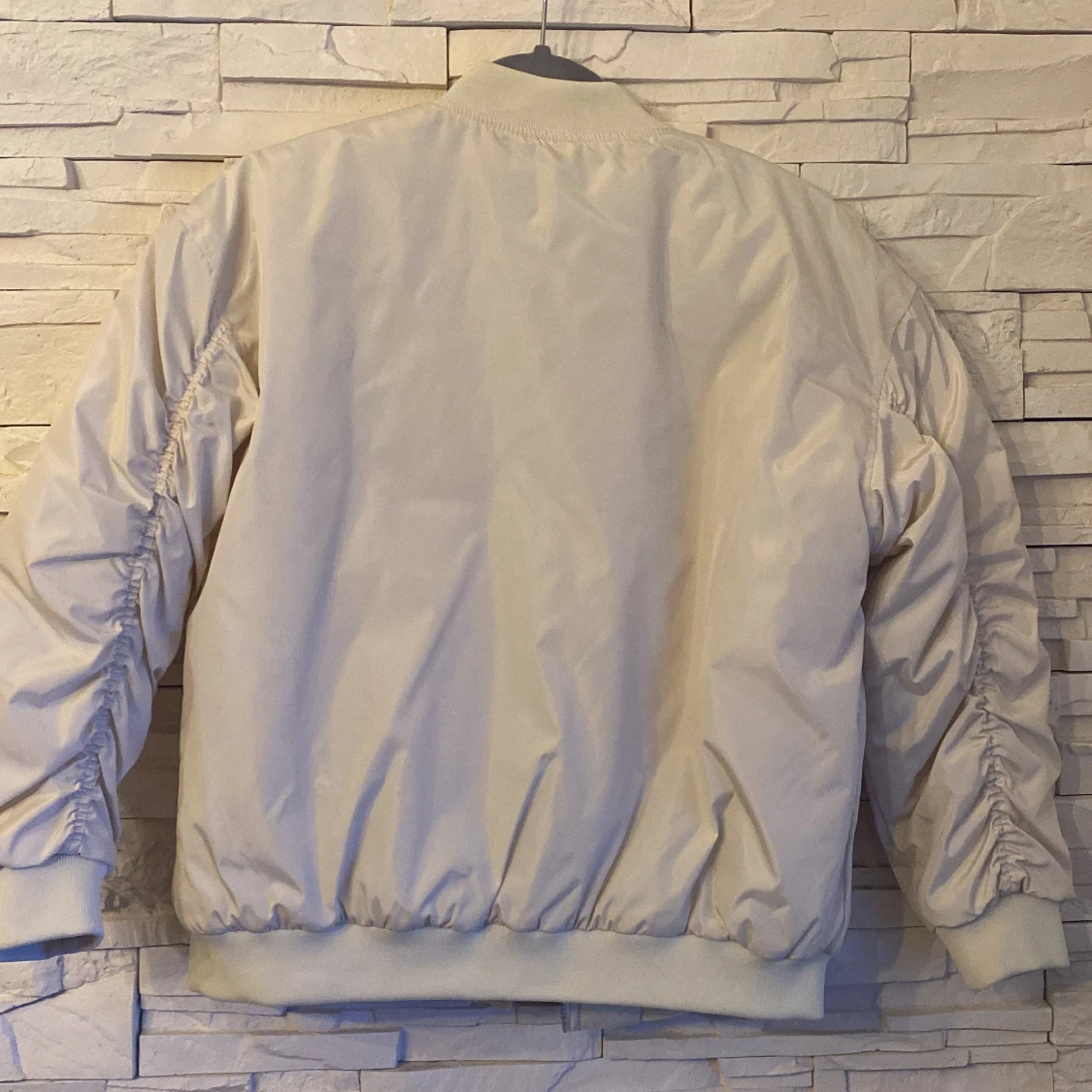 Beige bomberjacka  - 91