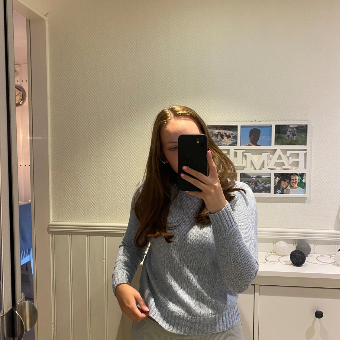 Ljusblå stickad tröja