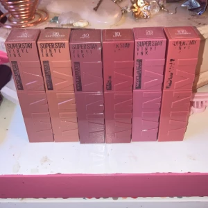 Maybeline superstay - Helt nya maybline superstay i fina färger, säljer 1 för 60 och alla för 360 vi kan kompricia om priset 