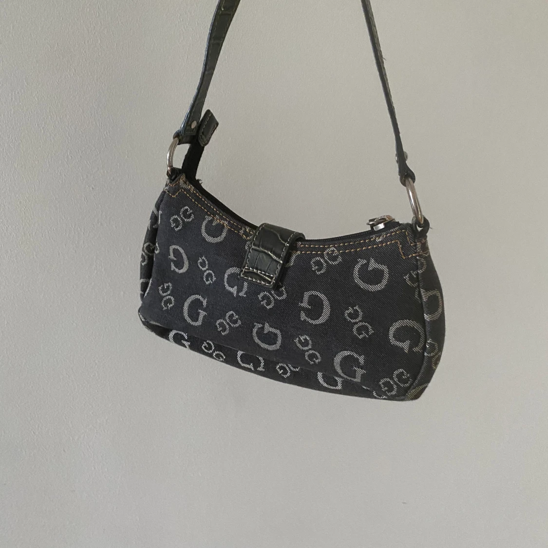 Vintage guess väska  - 90