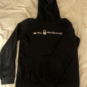 Sail racing - Strl- 170  Från kids brand store 