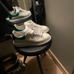 Alexander mqueen skor - Sprillans nya mqueens i storlek 43