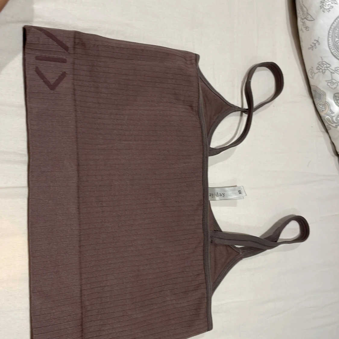 Brun ribbad linnetopp från Kappa - 90