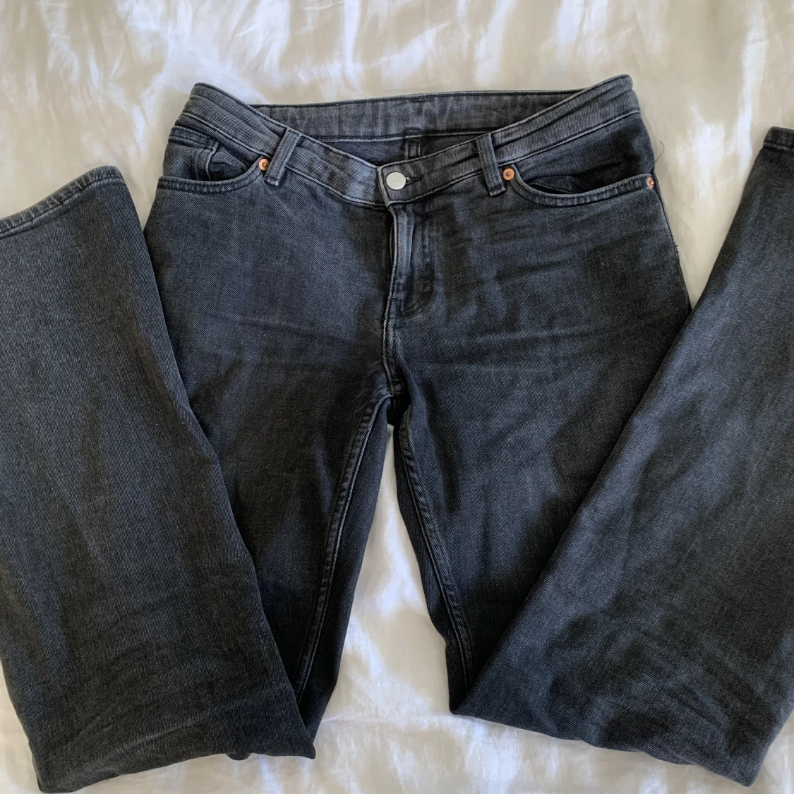 Svarta jeans  - 90