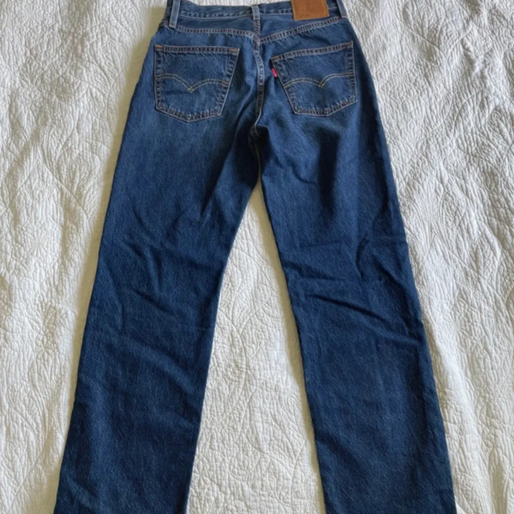 W25 L32, nya använda en gång. Nypris 1299kr. Jeans & Byxor.