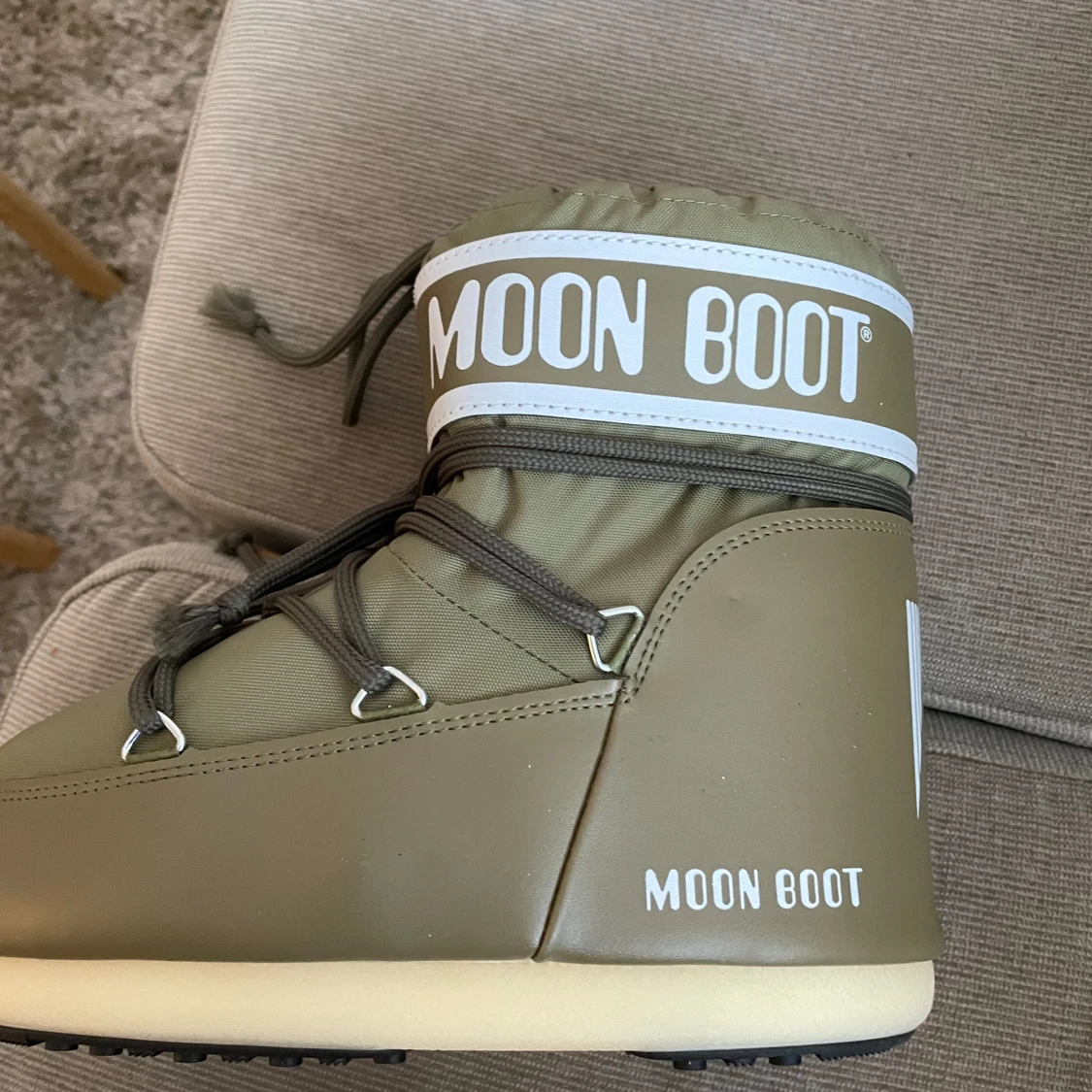 Moon boots  - 92