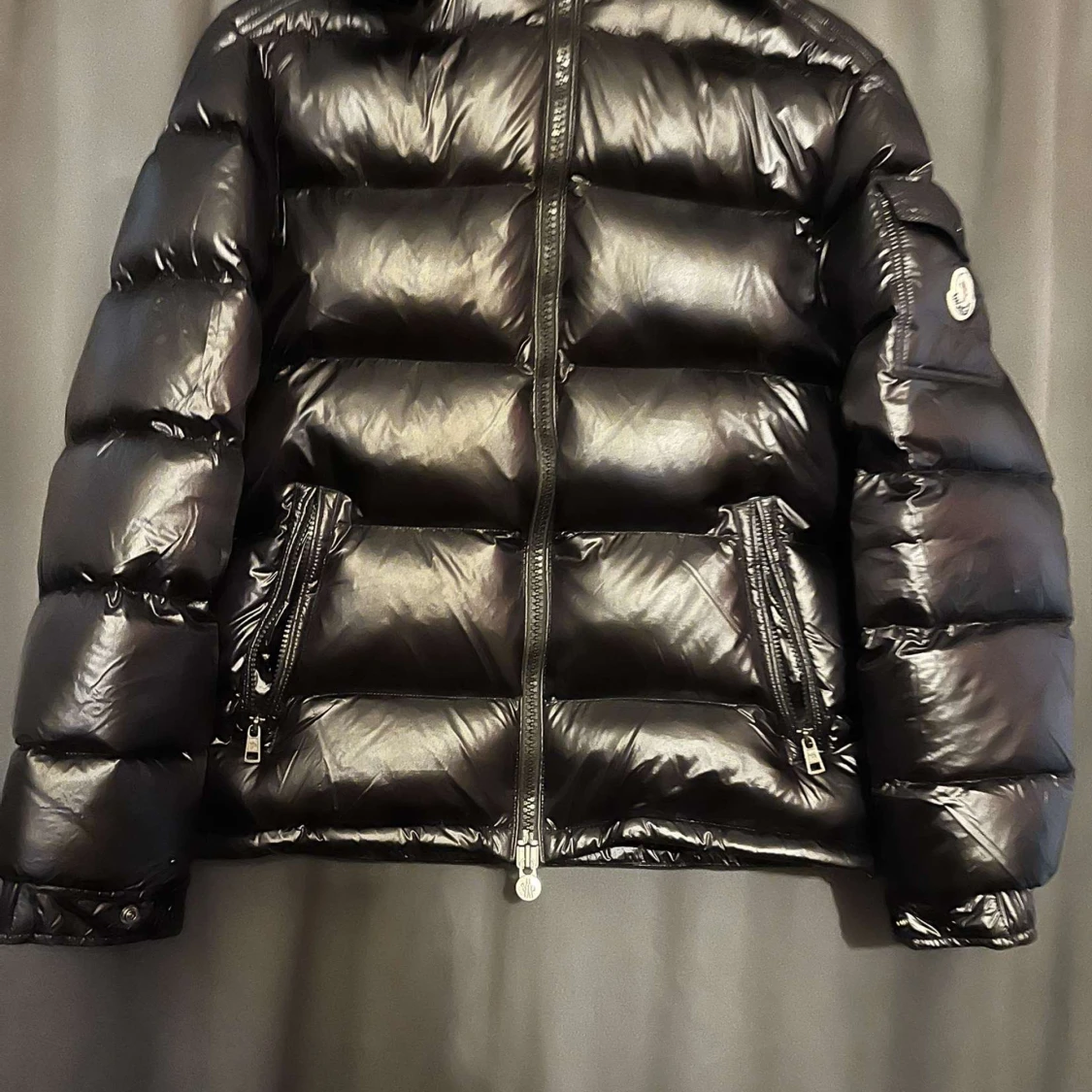 Svart Moncler Maya i nyskick  - 2