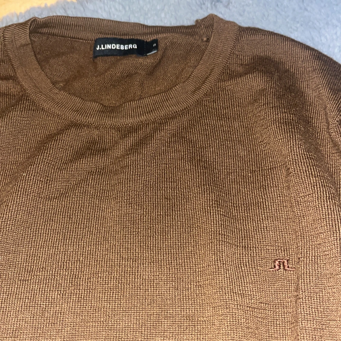 J Lindberg crewneck  - 90