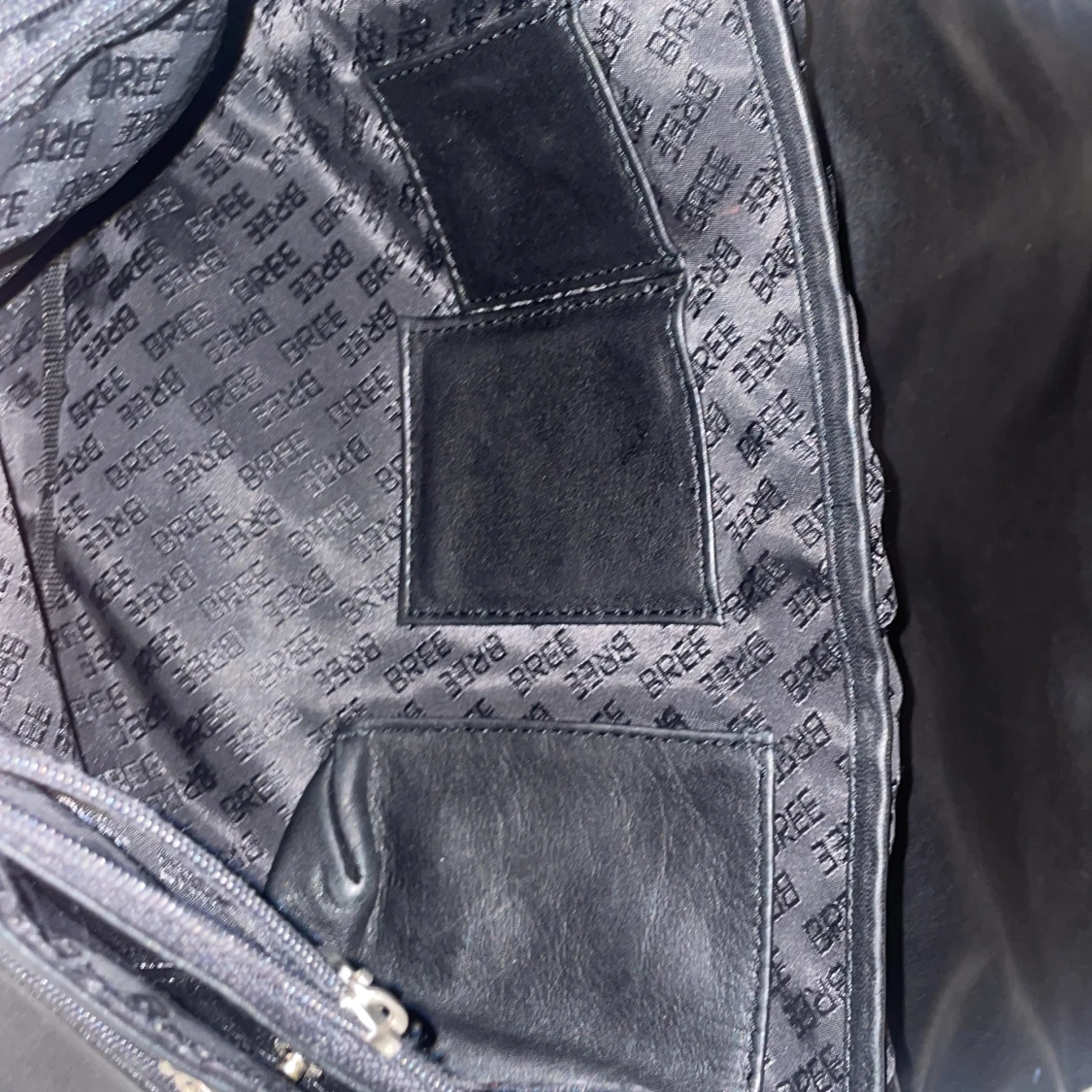 Svart handväska - 91