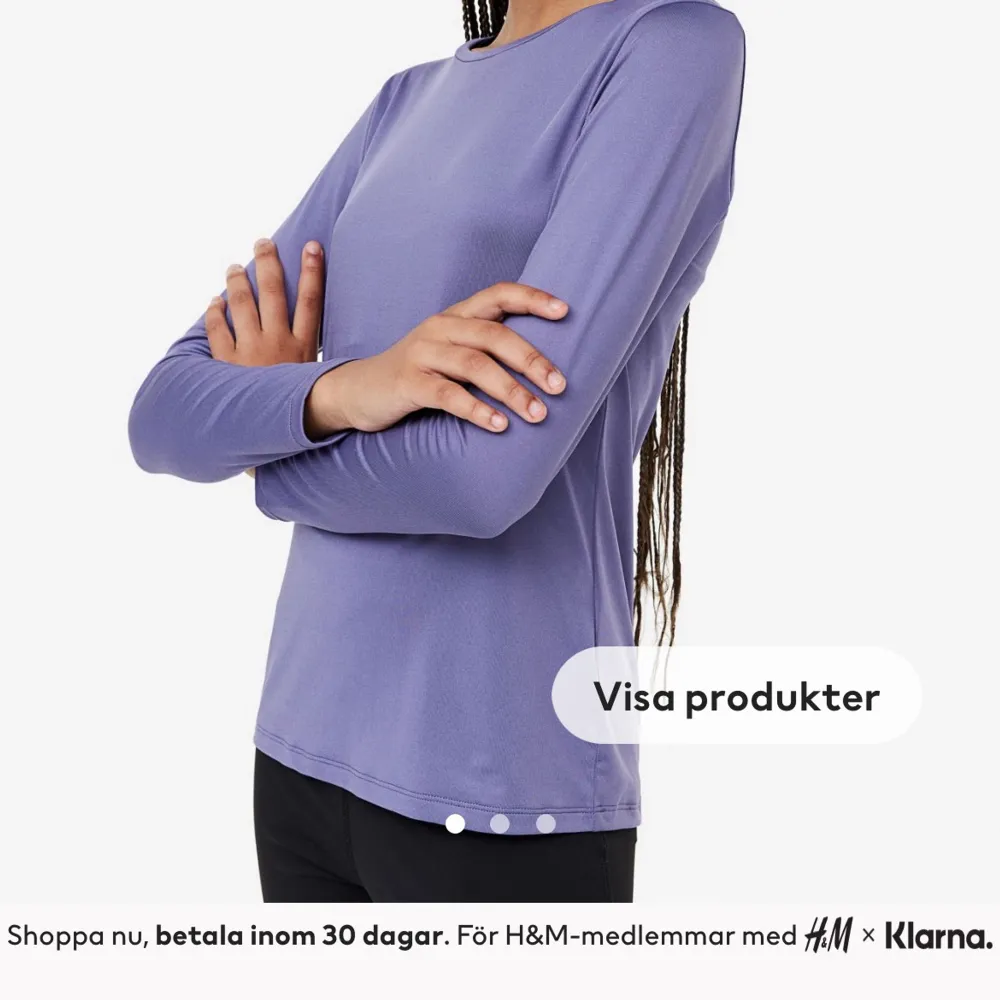 Säljer dessa två jättefina tränings tröjor från H&M i strl 146-152💕 Tröjorna är nya med prislappen kvar Bara att höra av dig vid frågor och funderingar😊. Sportswear.