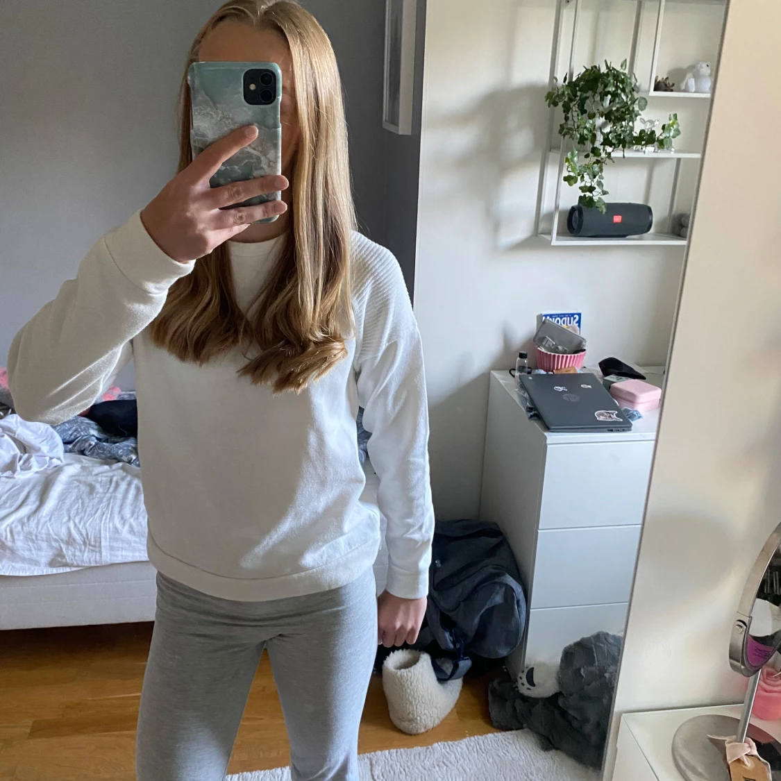 Vit tröja - 2