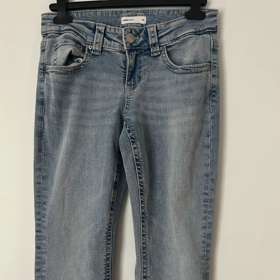 Ljus blå jeans  - 90