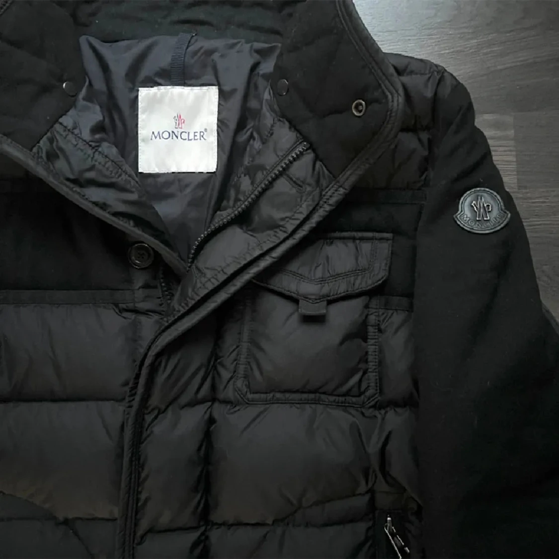 Jacka Moncler 