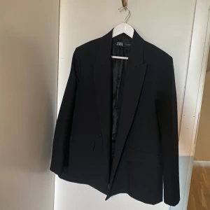 Kavaj  - Oversize kavaj från zara✨