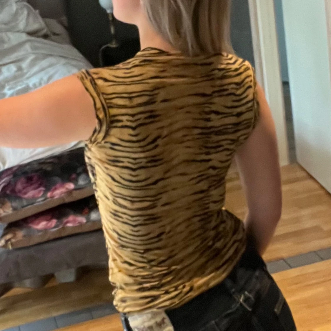 Tigermönstrad topp från Zara - 90