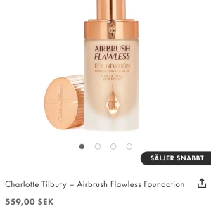 Charlotte tilbury  - Foundation i 4n, endast testad på handen