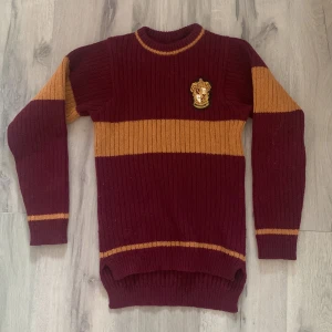 Harry Potter tröja - Bra skick, inte använd.
