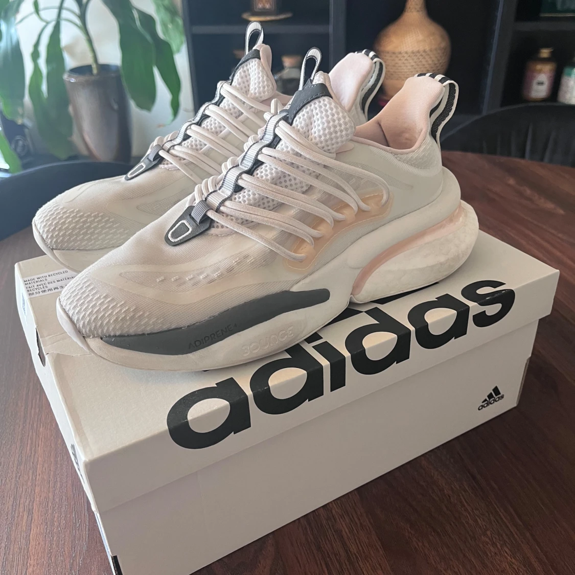 Adidas Alphaboost V1 sneakers - 92