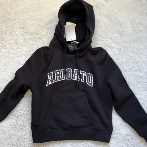 AXEL ARIGATO HOODIE - Selling my hoodie from Axel ARIGATO since it was too small:/  never used is in perfect condition and a great ad to ur closet this fall/ winter! 
