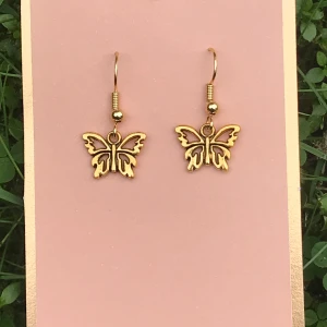 Örhängen  - Vackra fjärils örhängen 🦋🦋finns en massa liknande på min profil🦋🌸🧚⭐️🐞