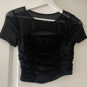 Tröja - Helt ny tröja ifrån shein strl XS men passar även S