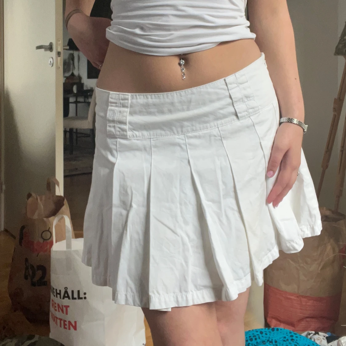 Vit kjol från Bik Bok