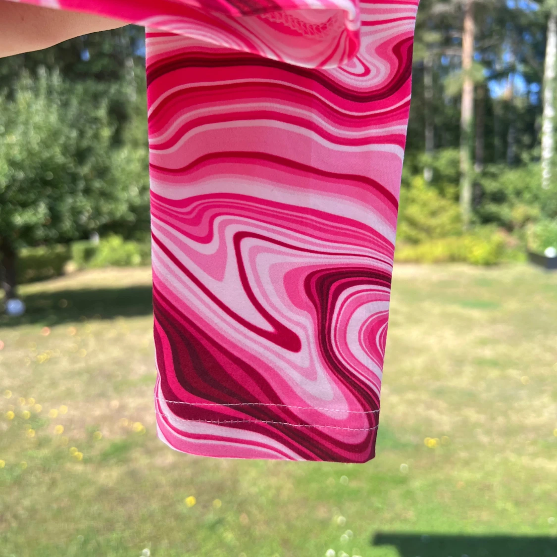 Croppad rosa långärmad teöja - 91