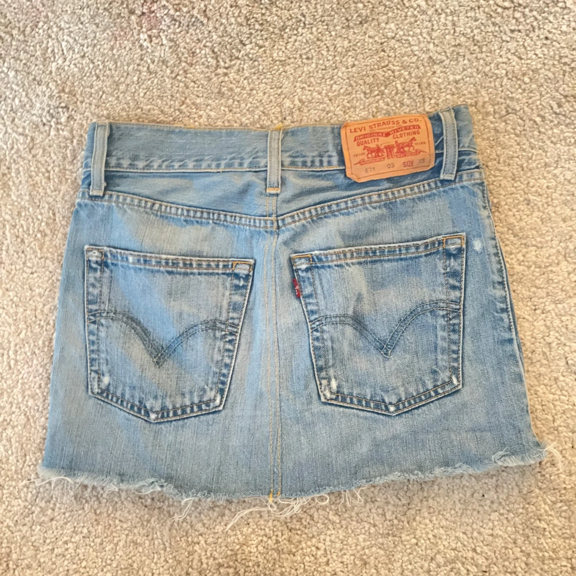 Jeanskjol från Levis - 90