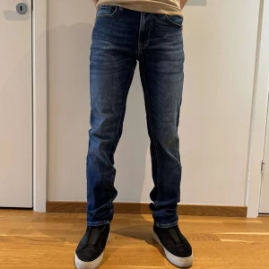 Jack&Jones Regular jeans - W28 L32 Helt oanvända i perfekt skick Regular fit