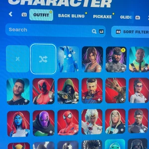 Fortnite konto - Fortnite konto med 156 skins osv
