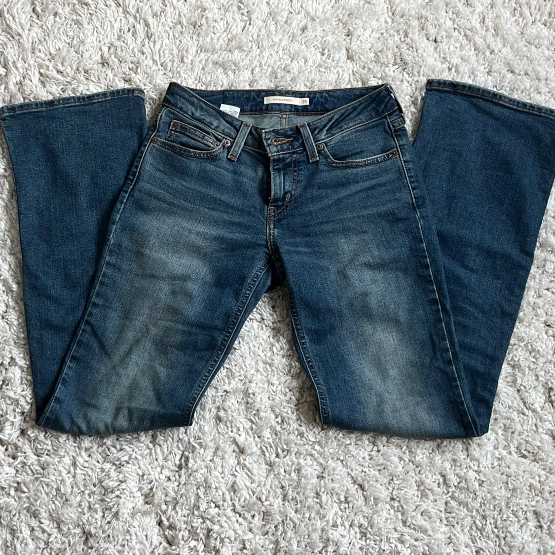 LowBoot Levis Jeans - 93
