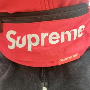 Supreme väska - Riktig väska supreme