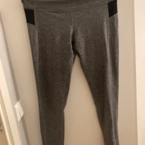 Tränings tights - Knappt använda och i bra skick