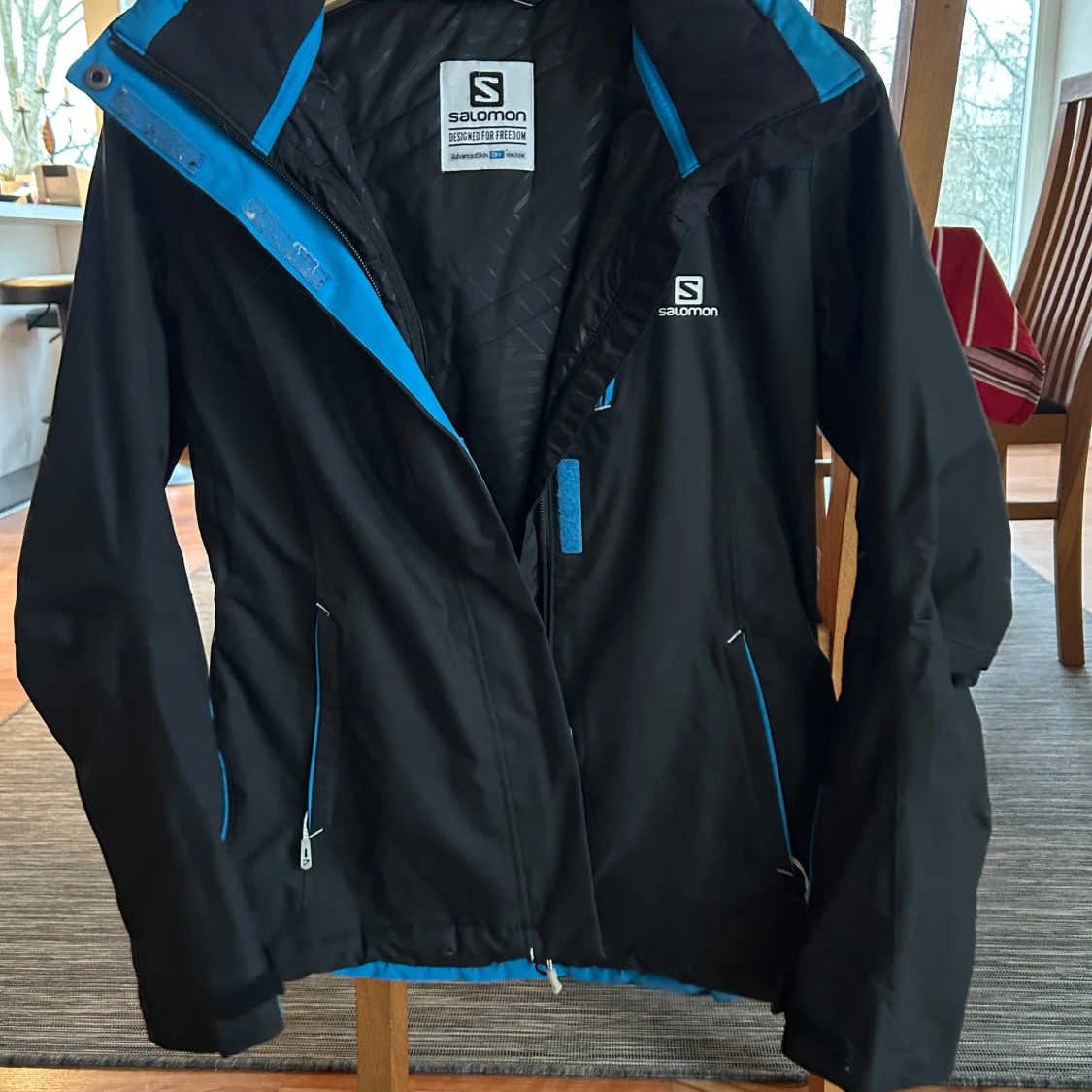 Svart/blå skidjacka från Salomon - 90
