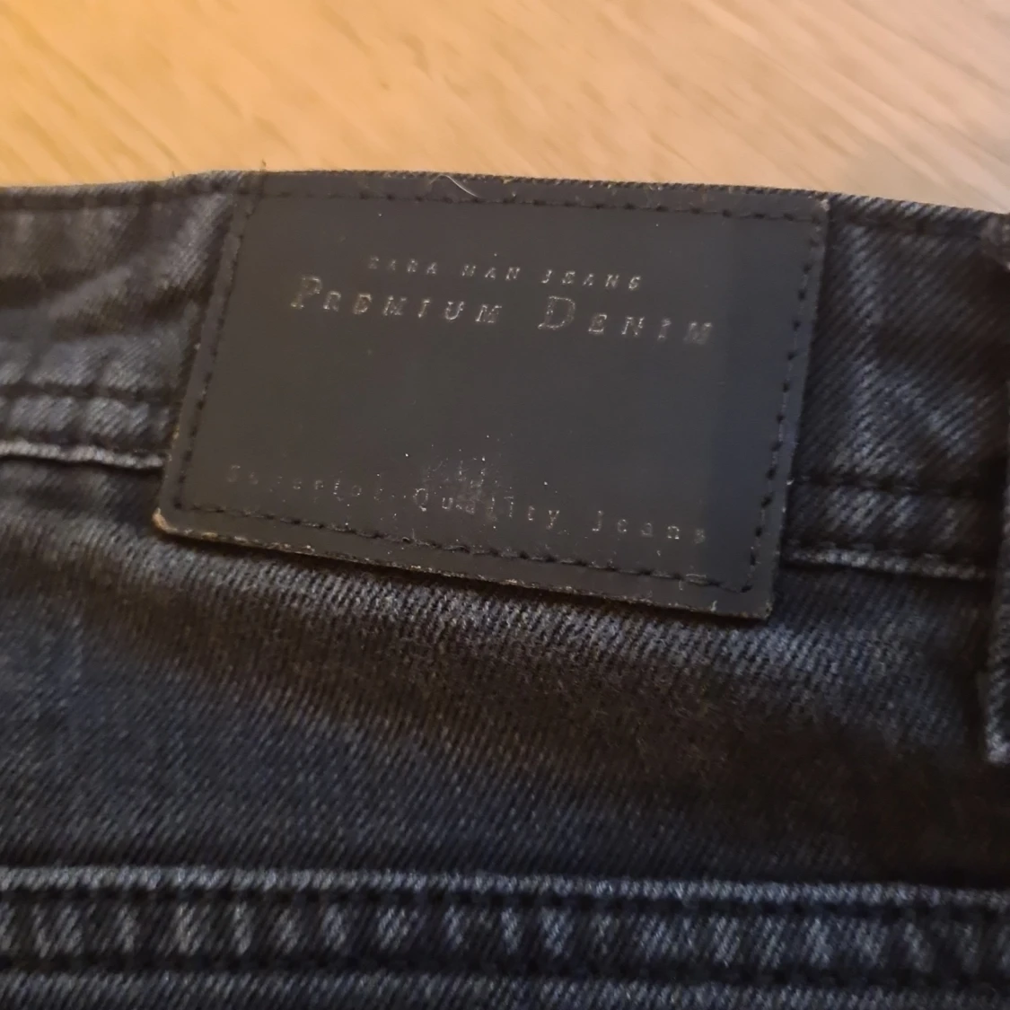 Svarta jeans från Zara - 92