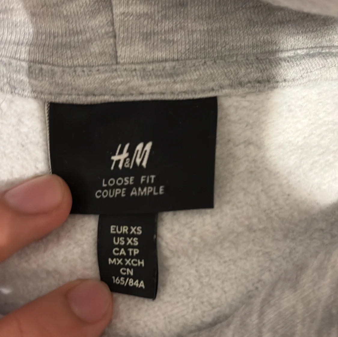 Grå hoodie från H&M - 91