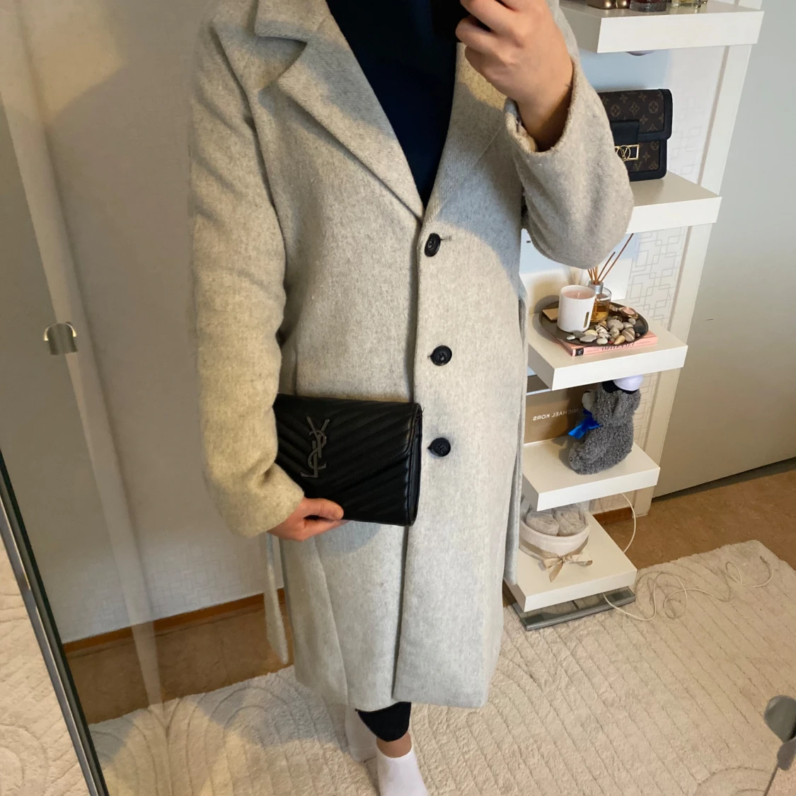 Beige kappa med knappar - 1