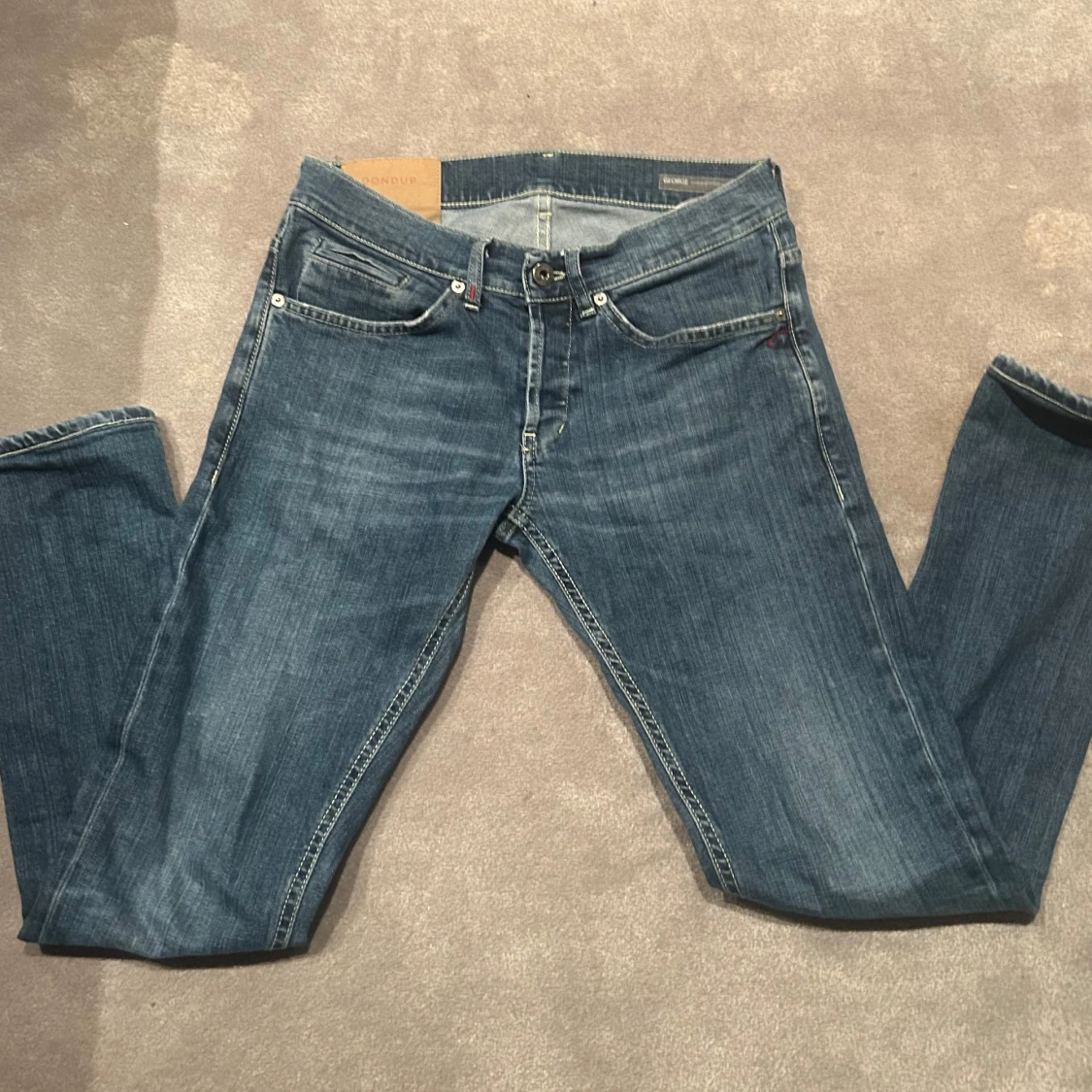 Blå jeans från Dondup
