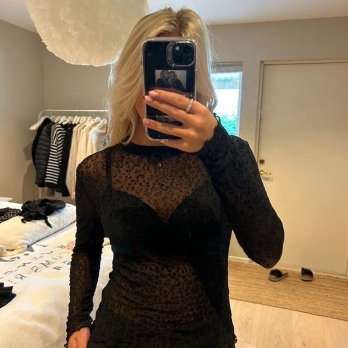 Svart leopardmönstrad mesh-topp - 90