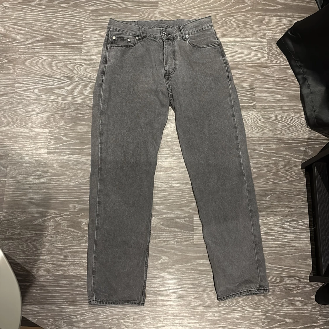 Grå jeans från Sweet Skateboarding Company