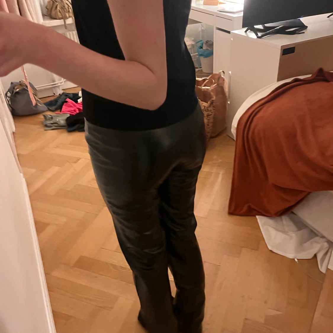  Snygga Svarta skinnbyxor - 91