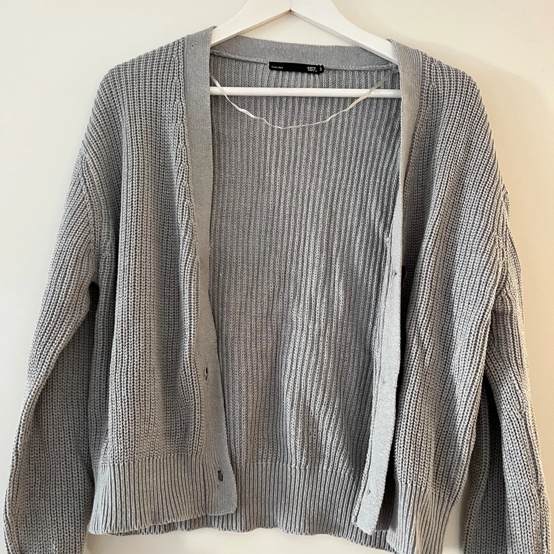 Grå stickad kofta från 157 - 91