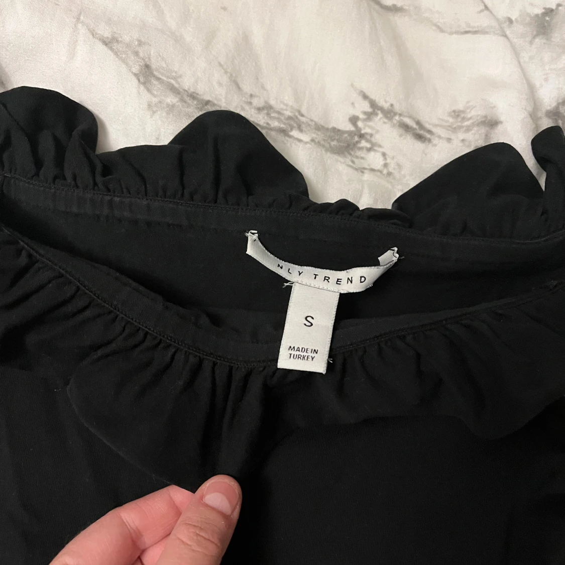 Off shoulder topp från NLY Trend - 91