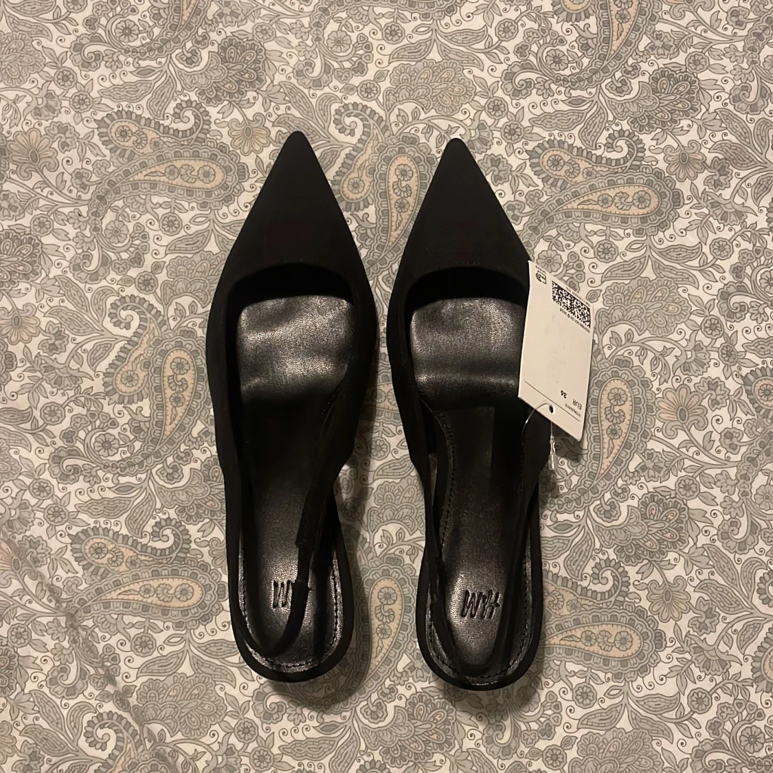 Svarta pumps med klack - 90